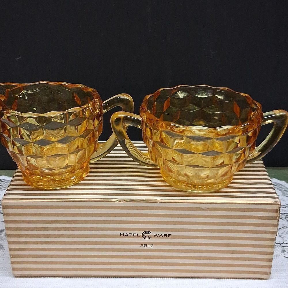 Vintage amber glass creamer‎ and sugar set -cubist depression glass